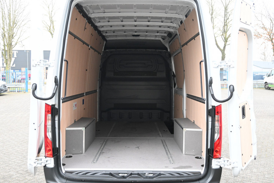 Mercedes-Benz Sprinter 317 CDI L2H2 Pro Geveerde stoel, Navigatie met camera