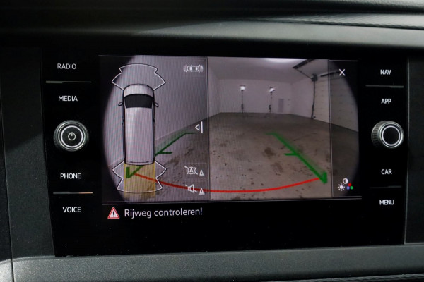 Volkswagen Transporter T6.1 2.0 TDI 150pk DSG-Automaat L1H1 Airco/Camera 01-2022