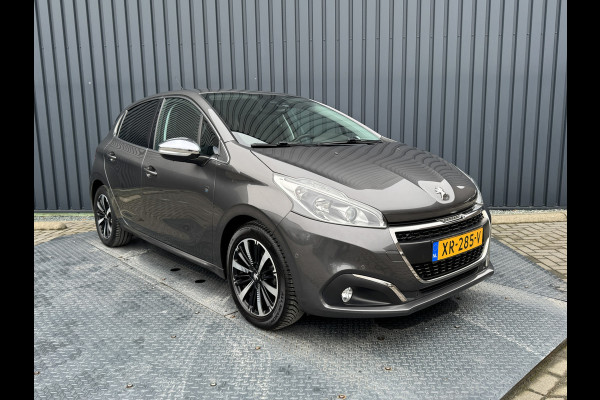 Peugeot 208 1.2 PureTech Tech Edition | Camera | Parkeersensoren V&A | Apple Carplay/ Android Auto | Prijs Rijklaar!!