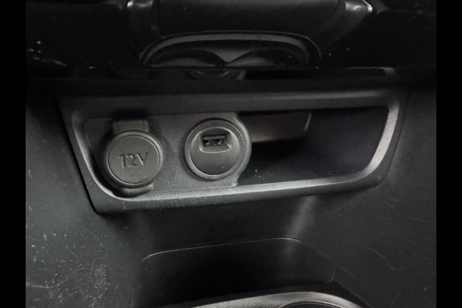 Peugeot 208 1.2 PureTech Tech Edition | Camera | Parkeersensoren V&A | Apple Carplay/ Android Auto | Prijs Rijklaar!!