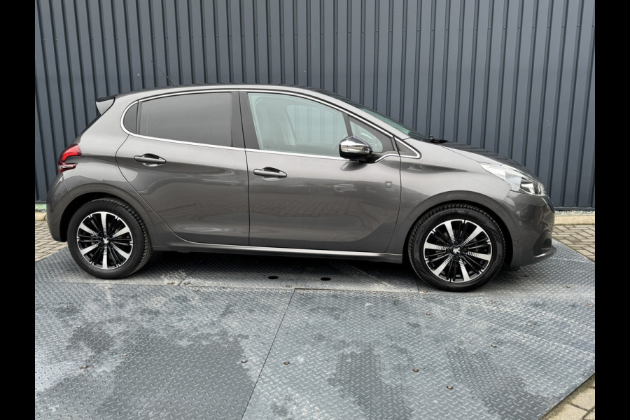 Peugeot 208 1.2 PureTech Tech Edition | Camera | Parkeersensoren V&A | Apple Carplay/ Android Auto | Prijs Rijklaar!!