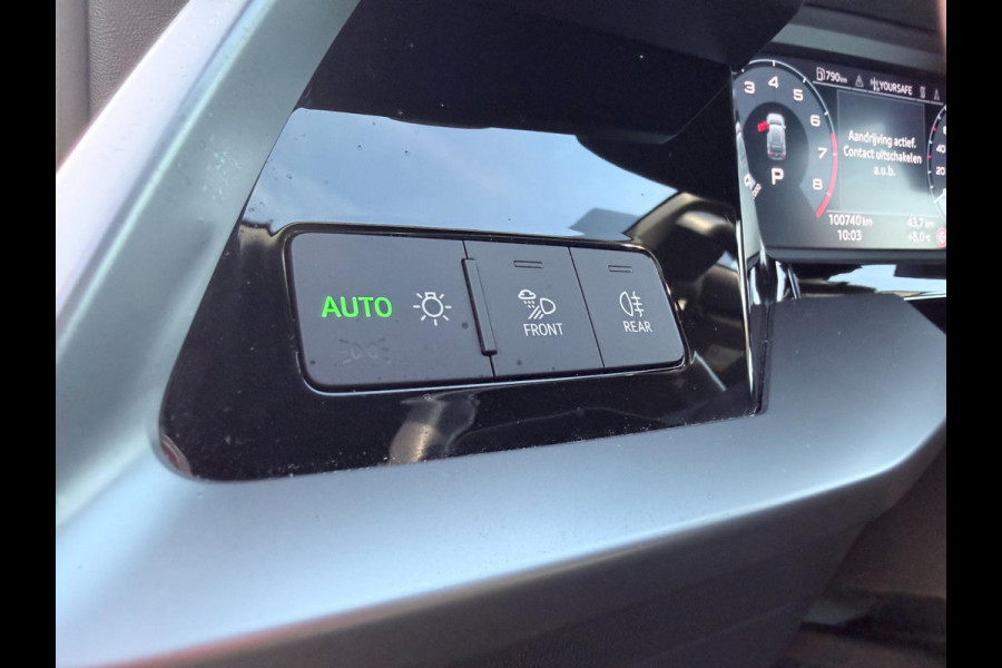 Audi A3 Sportback 30 TFSI Advanced edition | Sport Stoelen | Carplay | PDC | 1e Eigenaar