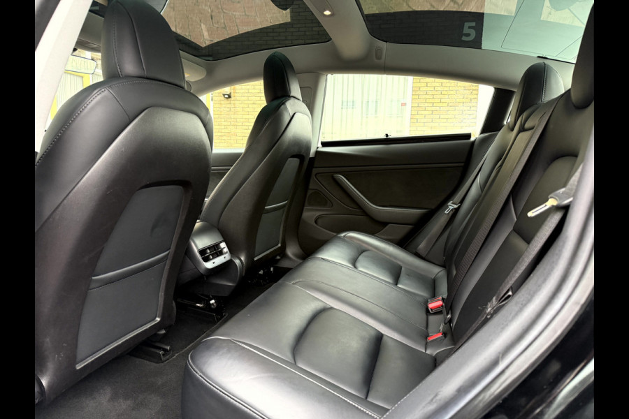 Tesla Model 3 RWD Plus Leer, Panoramadak, Camera