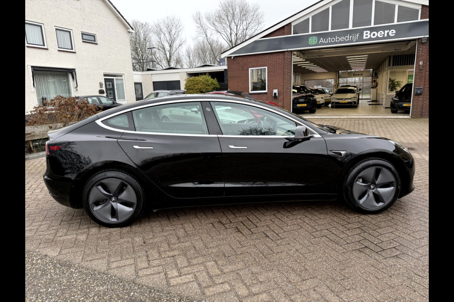 Tesla Model 3 RWD Plus Leer, Panoramadak, Camera