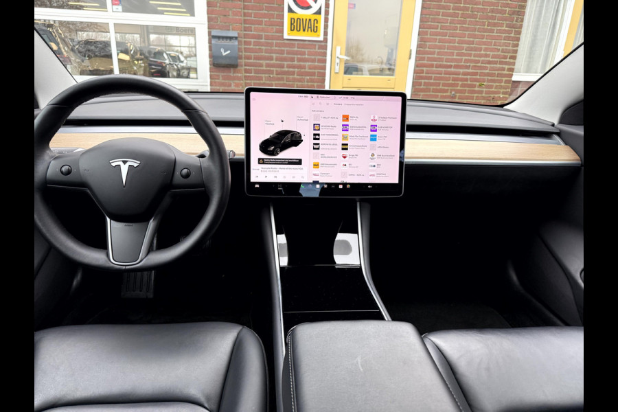 Tesla Model 3 RWD Plus Leer, Panoramadak, Camera