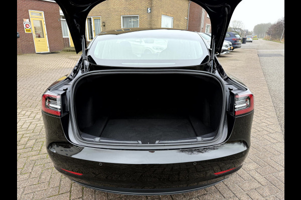 Tesla Model 3 RWD Plus Leer, Panoramadak, Camera