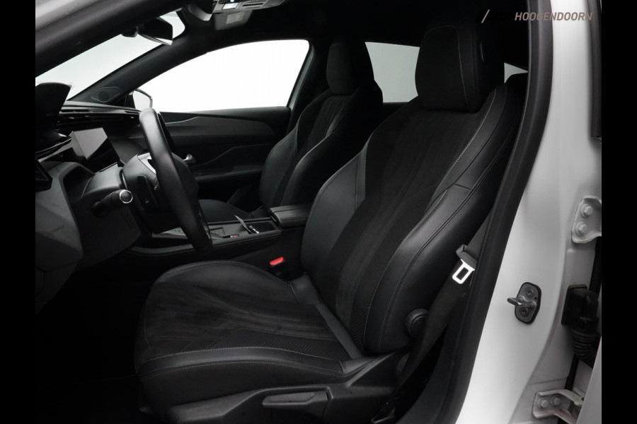 Peugeot 308 SW 1.2 PureTech GT (ADAPTIVE CRUISE,APPLE CARPLAY,PARELMOER,ACHTERUITRIJCAMERA,DIGITALE COCKPIT,TOPCONDITIE)