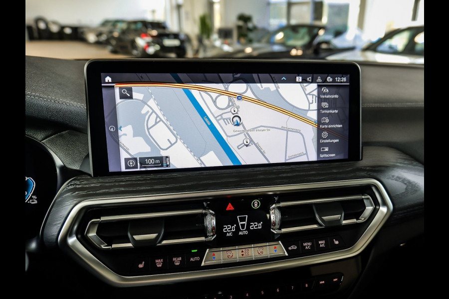 BMW X3 xDrive30e ** LED, LEDER, NAVI+, ACC, PANORAMA, TREKH, HuD, 20-inch LMV ** 1e EIG - UNFALLFREI - BMW ONDERH ** ** INFORMEER OOK NAAR ONZE AANTREKKELIJKE FINANCIAL-LEASE TARIEVEN **