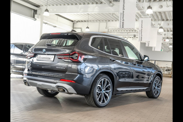 BMW X3 xDrive30e ** LED, LEDER, NAVI+, ACC, PANORAMA, TREKH, HuD, 20-inch LMV ** 1e EIG - UNFALLFREI - BMW ONDERH ** ** INFORMEER OOK NAAR ONZE AANTREKKELIJKE FINANCIAL-LEASE TARIEVEN **