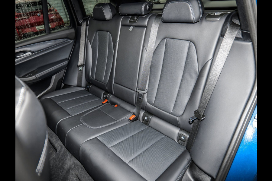 BMW X3 xDrive30e M-SPORT ** LASER, LEDER, NAVI+, HuD, PANORAMA, 21-inch LMV, KEYLESS ** 1e EIG - UNFALLFREI ** ** INFORMEER OOK NAAR ONZE AANTREKKELIJKE FINANCIAL-LEASE TARIEVEN **