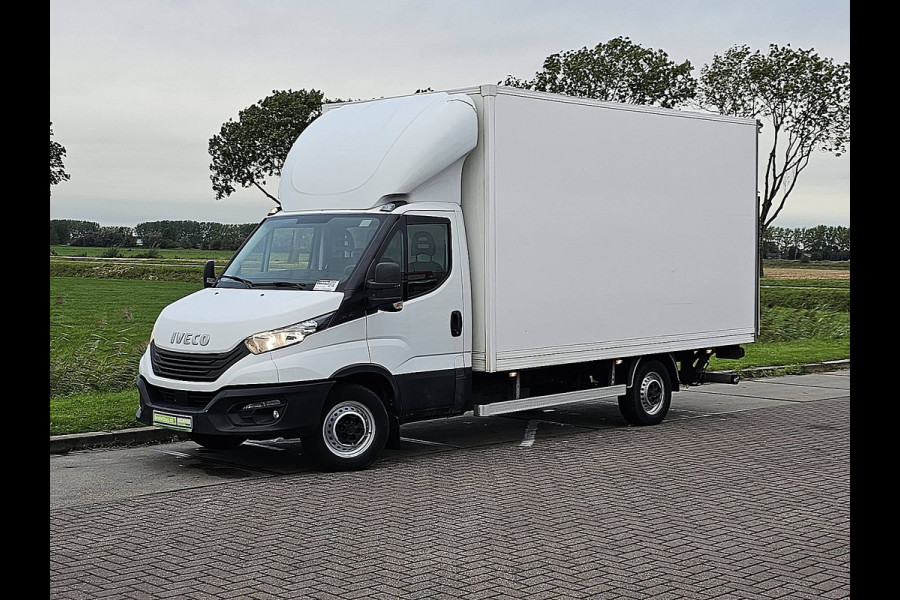Iveco Daily 35S18 3.0L Bakwagen Laadklep 3.0Ltr 180Pk Zijdeur Spoiler Euro6!