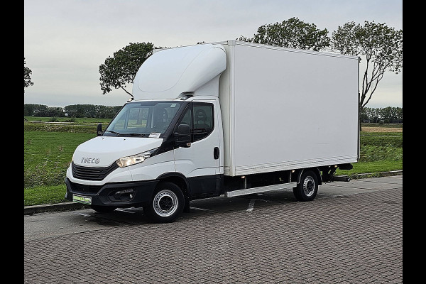Iveco Daily 35S18 3.0L Bakwagen Laadklep 3.0Ltr 180Pk Zijdeur Spoiler Euro6!