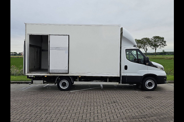Iveco Daily 35S18 3.0L Bakwagen Laadklep 3.0Ltr 180Pk Zijdeur Spoiler Euro6!