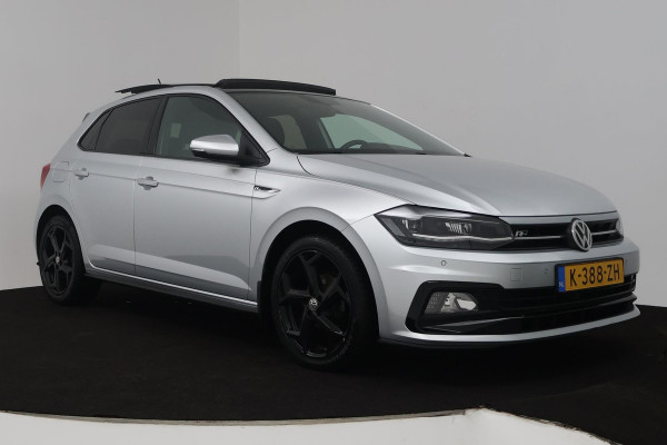 Volkswagen Polo 1.0 TSI Highline R-line (PANORAMADAK, CAMERA, VIRTUAL COCKPIT, NAVIGATIE, LED, CLIMA, PARKEERSENSOREN)