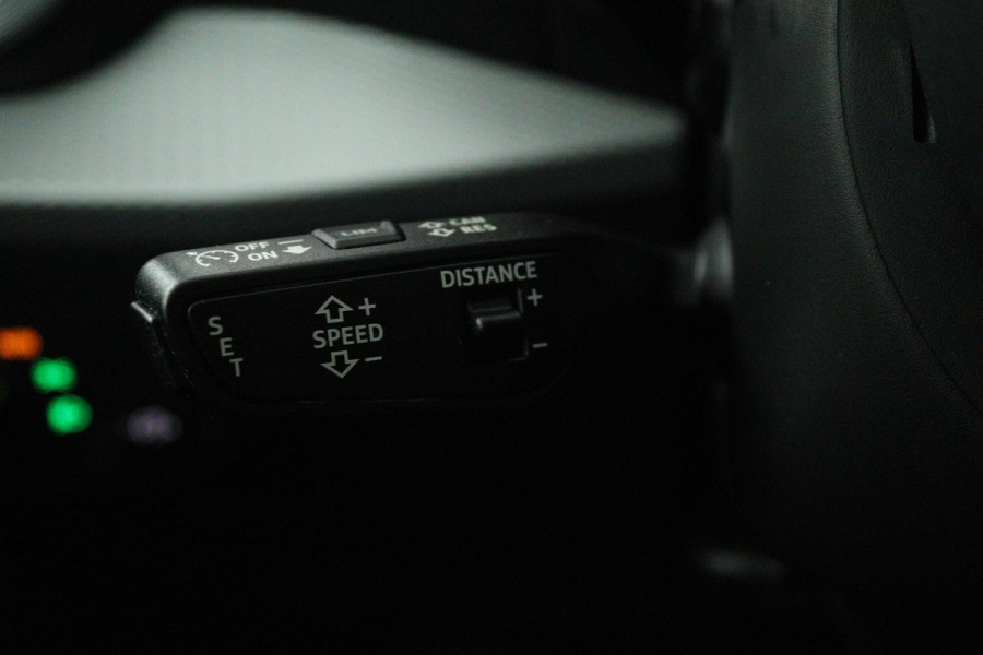 Audi Q2 30 TFSI Advanced edition (PANORAMADAK, CARPLAY, VIRTUAL COCKPIT, STOELVERWARMING, GROOT NAVI, CAMERA, 1e EIGENAAR)