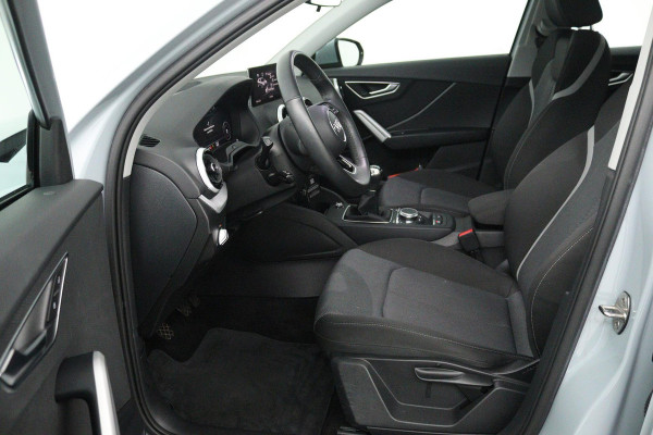 Audi Q2 30 TFSI Advanced edition (PANORAMADAK, CARPLAY, VIRTUAL COCKPIT, STOELVERWARMING, GROOT NAVI, CAMERA, 1e EIGENAAR)