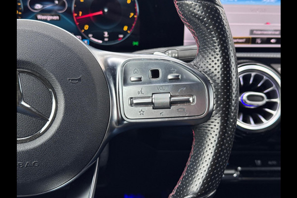 Mercedes-Benz A-Klasse 180 Business Solution AMG Sfeer/Camera