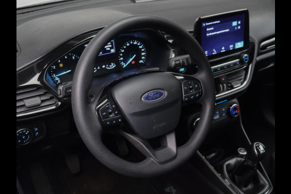Ford Fiesta 1.1 Sport (APPLE CARPLAY,NAVI,LED,CRUISE,BLACK/WHITE EDITION,LANE ASSIST,SPORTSTOELEN,NETTE STAAT)