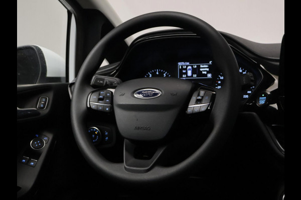 Ford Fiesta 1.1 Sport (APPLE CARPLAY,NAVI,LED,CRUISE,BLACK/WHITE EDITION,LANE ASSIST,SPORTSTOELEN,NETTE STAAT)