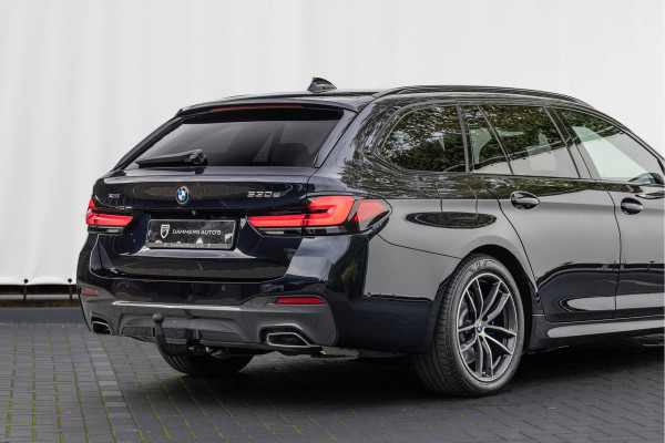 BMW 5 Serie Touring 530e xDrive Business Edition Plus Pano Comfortstoelen M-pakket