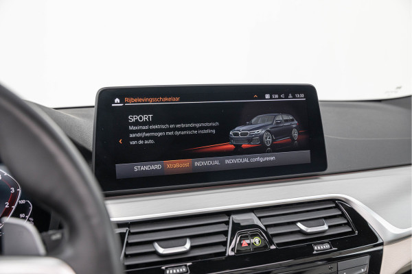 BMW 5 Serie Touring 530e xDrive Business Edition Plus Pano Comfortstoelen M-pakket