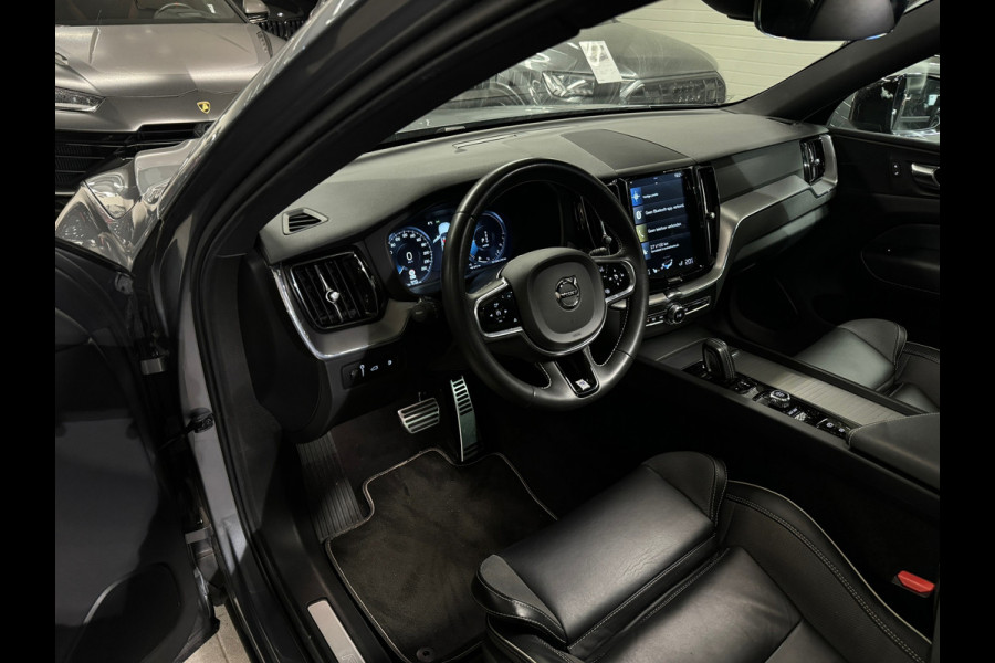 Volvo XC60 2.0 T8 Twin Engine AWD R Design Pano|Memory|Leer