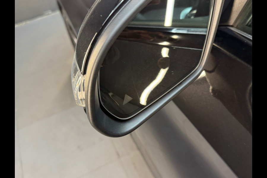 Mercedes-Benz C-Klasse 180 Business AMG Pano|Sfeer|Leer|NAP