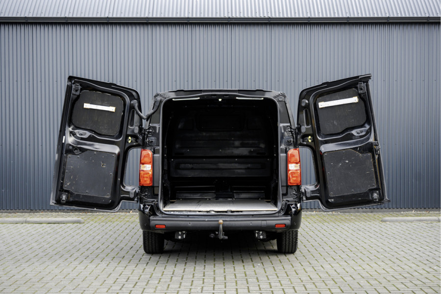 Opel Vivaro 2.0 Diesel 145PK L3H1 | Camera | Automaat | Led | Carplay | Trekhaak | schuifdeur R+L | Cruise | Airco