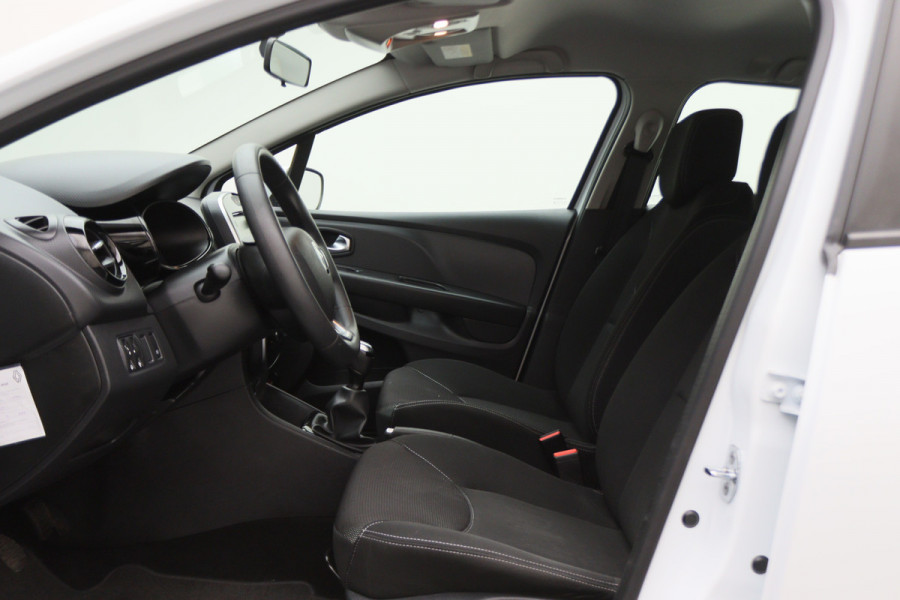 Renault Clio Estate 0.9 TCe Zen Airco, Cruise, Apple Carplay, BASS Sound, Navigatie, Bluetooth, DAB