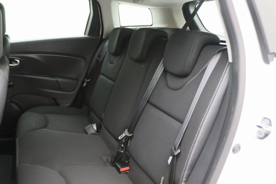 Renault Clio Estate 0.9 TCe Zen Airco, Cruise, Apple Carplay, BASS Sound, Navigatie, Bluetooth, DAB