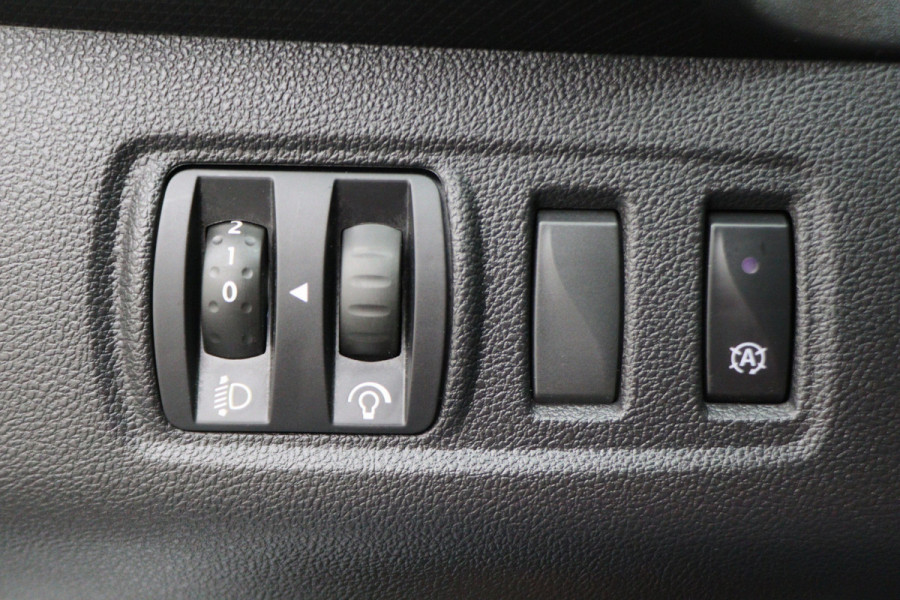 Renault Clio Estate 0.9 TCe Zen Airco, Cruise, Apple Carplay, BASS Sound, Navigatie, Bluetooth, DAB