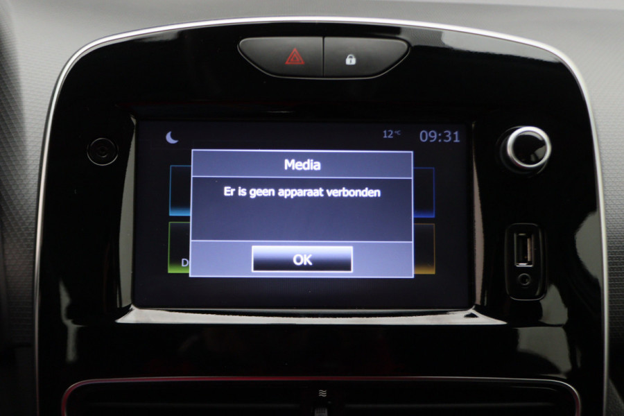 Renault Clio Estate 0.9 TCe Zen Airco, Cruise, Apple Carplay, BASS Sound, Navigatie, Bluetooth, DAB