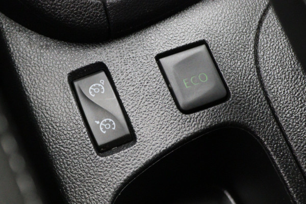 Renault Clio Estate 0.9 TCe Zen Airco, Cruise, Apple Carplay, BASS Sound, Navigatie, Bluetooth, DAB