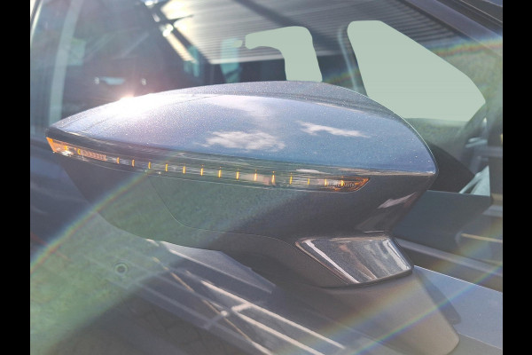 Seat Arona 1.0 TSI Style Business Intense Plus Incl. Achteruitrijcamera | Stoelverwarming | Afneembare Trekhaak