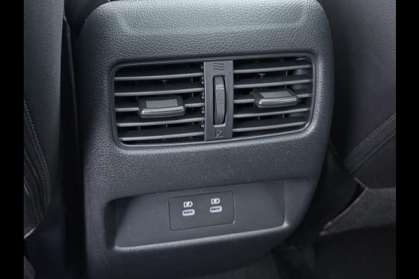 Nissan QASHQAI 1.3 MHEV Xtronic N-Connecta | FABRIEKSGARANTIE| PANO| VOORRUITVERWARMING| STOEL + STUUR VERWARMING| 360 CAMERA| DODE HOEK| HEAD-UP| ELEK. ACHTERKLEP| FABRIEKSGARANTIE| PANO| VOORRUITVERWARMING| STOEL + STUUR VERWARMING| 360 CAMERA| DODE HOEK| HEAD-UP| ELEK. ACHTERKLEP