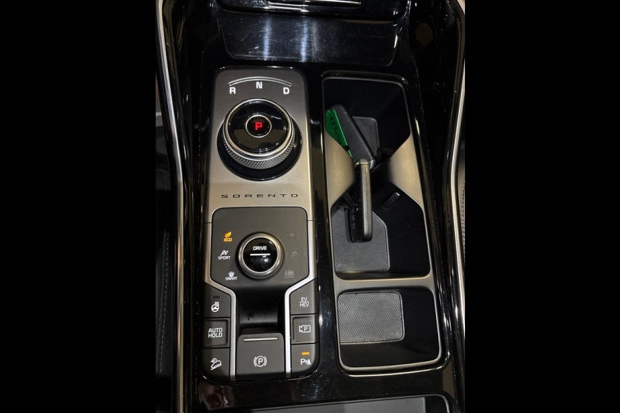 Kia Sorento 1.6 T-GDI Plug-in Hybrid 4WD ExecutiveLine 7Persoons / pano / Bose / leer / camera
