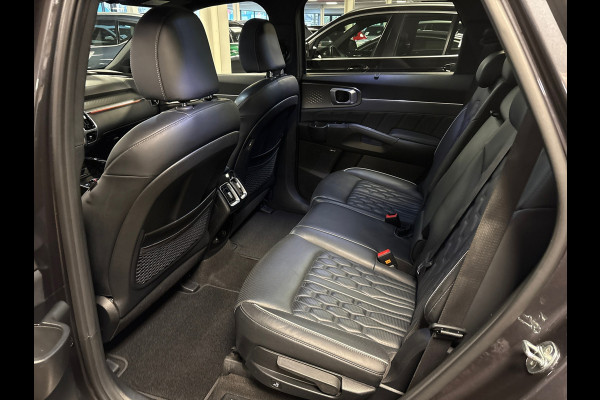 Kia Sorento 1.6 T-GDI Plug-in Hybrid 4WD ExecutiveLine 7Persoons / pano / Bose / leer / camera