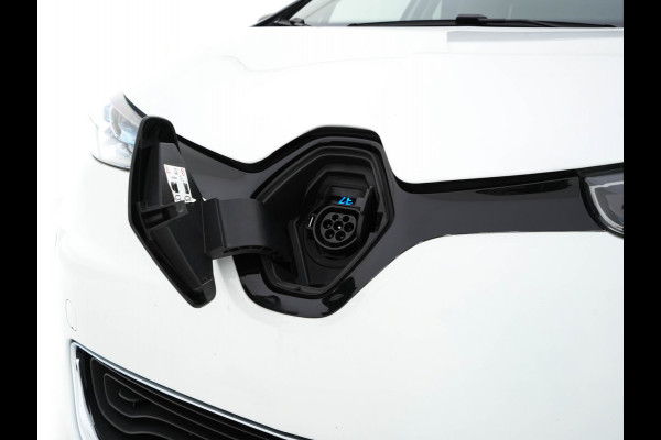 Renault ZOE R110 Bose 41 kWh ( Owned-Battery ) (3-Fase-22kW) {SOH-85%} Aut.*HEATPUMP | LEATHER | BOSE-AUDIO | KEYLESS | CRUISE |  NAVI-FULLMAP | CAMERA | DIGI-COCKPIT | HEATED-COMFORTSEATS | ECC | PDC | FULL-LED | PRIVACYGLASS | 17"ALU*