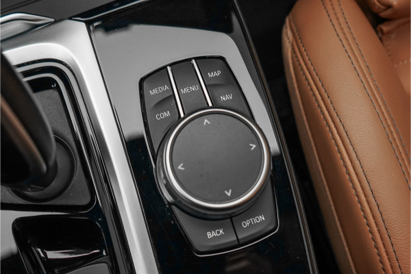 BMW X3 xDrive30e High Ex M-Sport Pano Keyless Trekhaak Camera 19"