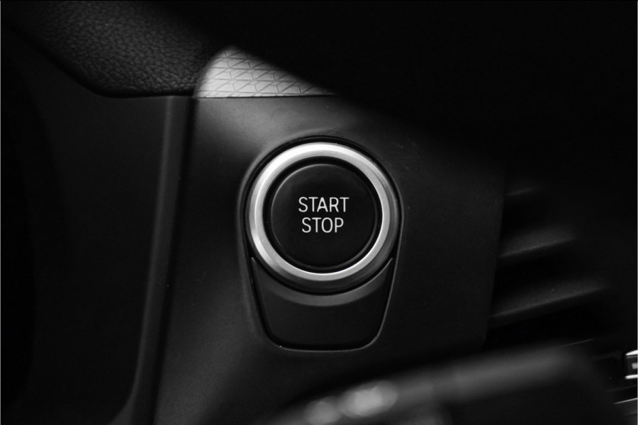 BMW X3 xDrive30e High Ex M-Sport Pano Keyless Trekhaak Camera 19"