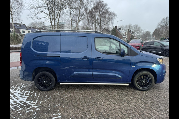 Peugeot Partner 1.5 BlueHDI Asphalt Long | SCI | 130pk Automaat | Adaptieve Cruise |  Side bars | Stoelverwarming | 3 zits | Vooruitverwarming | Lichtmetaal