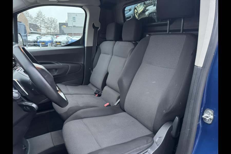 Peugeot Partner 1.5 BlueHDI Asphalt Long | SCI | 130pk Automaat | Adaptieve Cruise |  Side bars | Stoelverwarming | 3 zits | Vooruitverwarming | Lichtmetaal