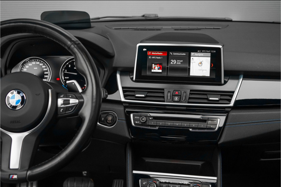BMW 2 Serie Gran Tourer 220i 7pers M-Sport Pano ACC Harman/Kardon