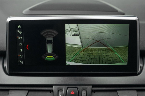 BMW 2 Serie Gran Tourer 220i 7pers M-Sport Pano ACC Harman/Kardon