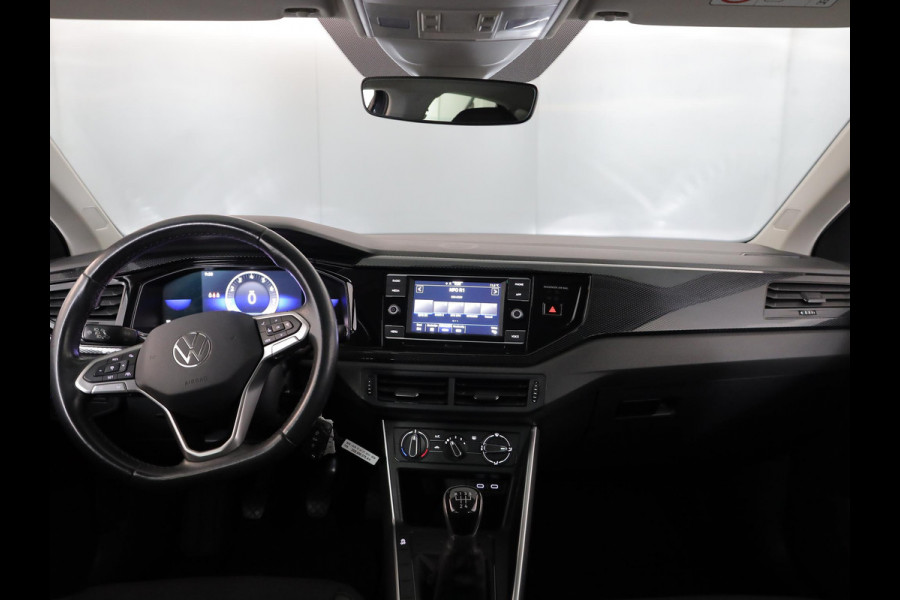 Volkswagen Polo 1.0 TSI Life 95pk 5bak| Parksensors| 16'LM-velgen| Cruisecontrol | extra getint glas