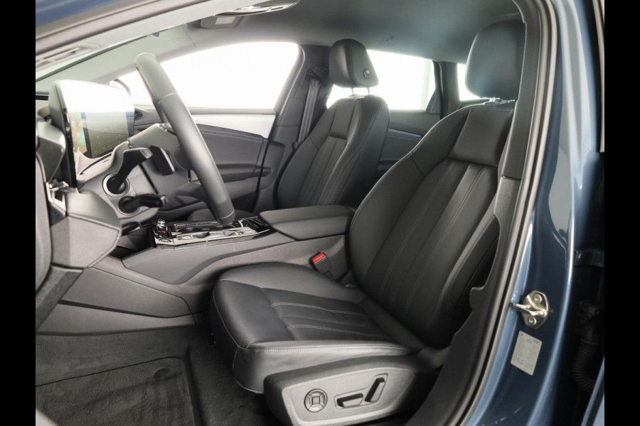 Audi A6 Avant e-tron Advanced edition performance 100 kWh 367 pk | Navigatie | Warmtepomp | Parkeersensoren (Park assist) | Rondomzicht camera | Elektr. voorstoelen | Stoelverwarming v/a | Matrix LED |