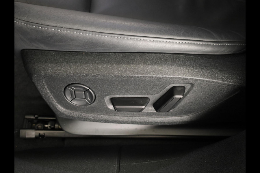 Audi A6 Avant e-tron Advanced edition performance 100 kWh 367 pk | Navigatie | Warmtepomp | Parkeersensoren (Park assist) | Rondomzicht camera | Elektr. voorstoelen | Stoelverwarming v/a | Matrix LED |