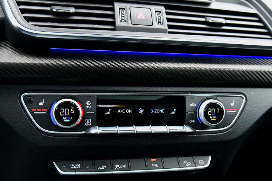 Audi Q5 50 TFSI e quattro S edition. Pano, Carbon, Sfeer, Camera, Virtual, Keyless, Matrix, 22'', Trekhaak!