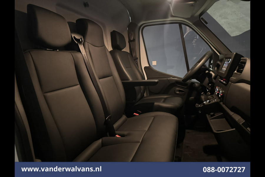 Renault Master 2.3 dCi 136pk L3H2 Euro6 Airco | Navigatie | Camera | Leder | Cruisecontrol | LED | Omvormer Sidebars, Parkeersensoren, Bijrijdersbank
