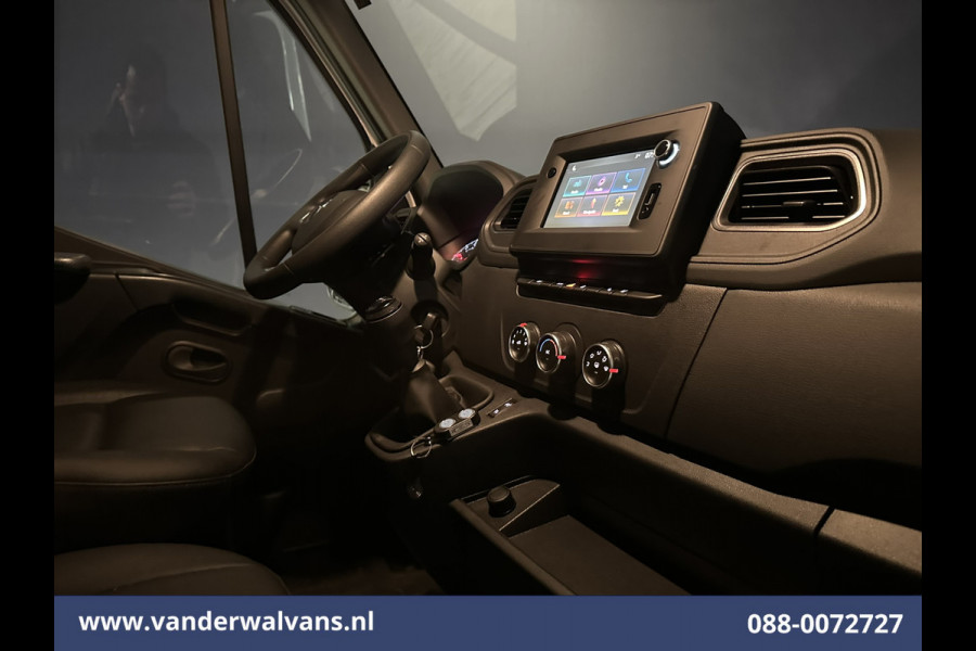 Renault Master 2.3 dCi 136pk L3H2 Euro6 Airco | Navigatie | Camera | Leder | Cruisecontrol | LED | Omvormer Sidebars, Parkeersensoren, Bijrijdersbank